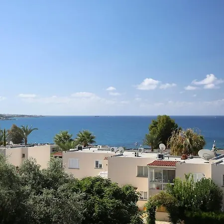 Sunny Coral Bay Peyia