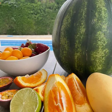 Sunny Coral Bay פאהיה