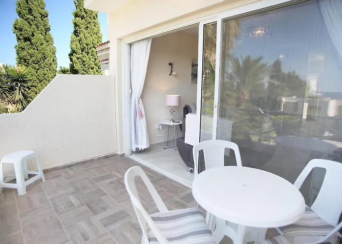 Sunny Coral Bay Apartmán