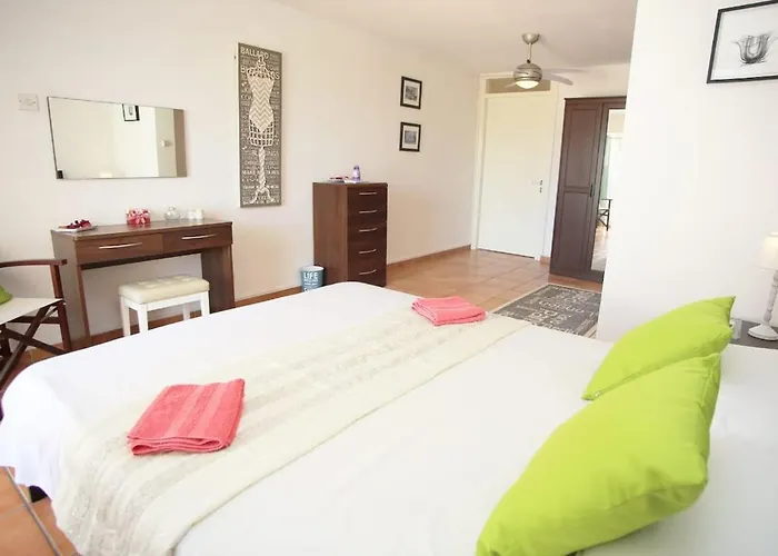 Sunny Coral Bay Apartmán *